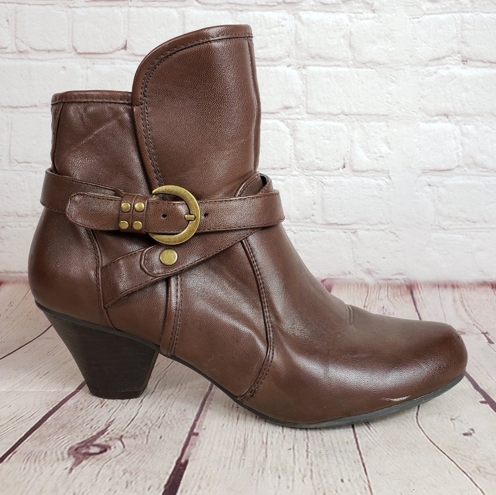 Yuu Rina Heeled Harness Zip Up Ankle Boots